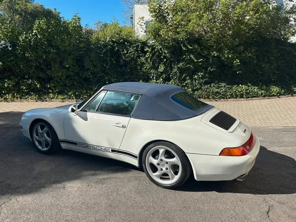 Gebraucht Porsche 993 272 PS (200 kW) 1995 Weiß Cabrio