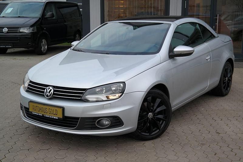 Gebraucht VW Eos Basis 122 PS (89 kW) 2011 Silber Cabrio