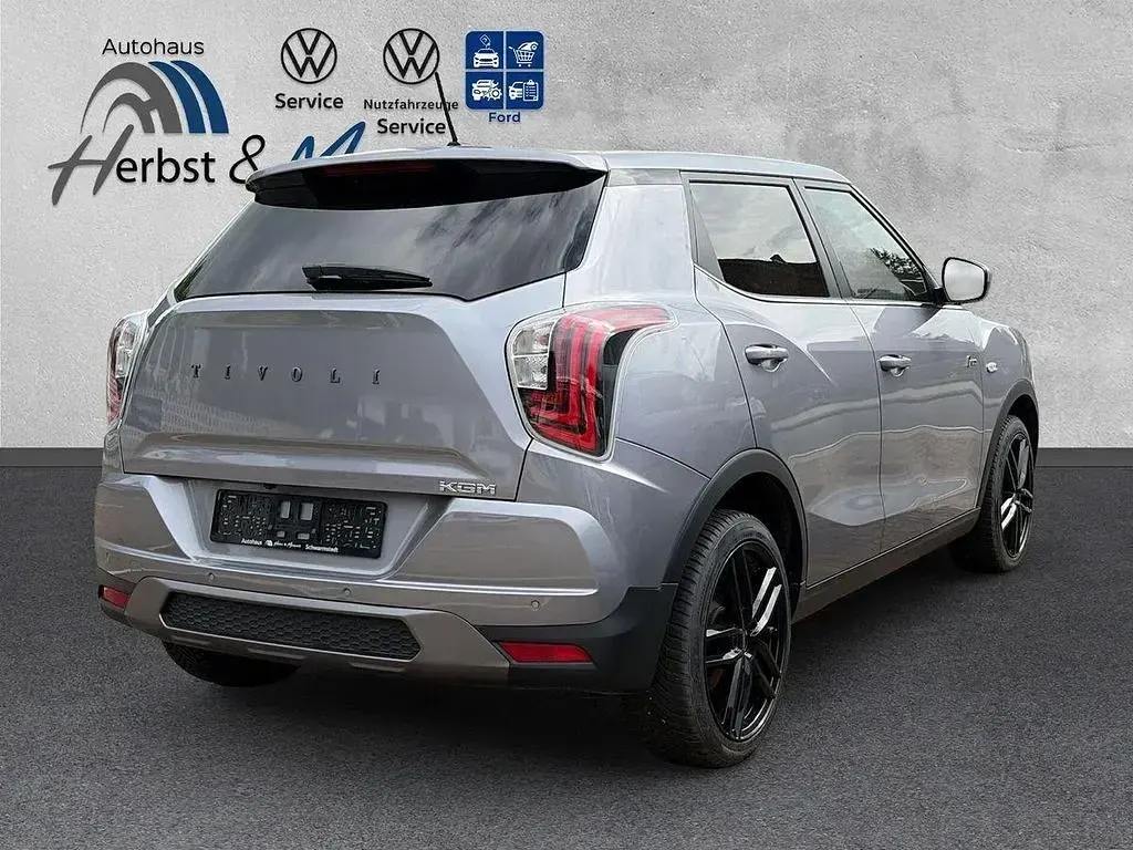 Gebraucht KGM Tivoli 163 PS (119 kW) 2025 Silber SUV