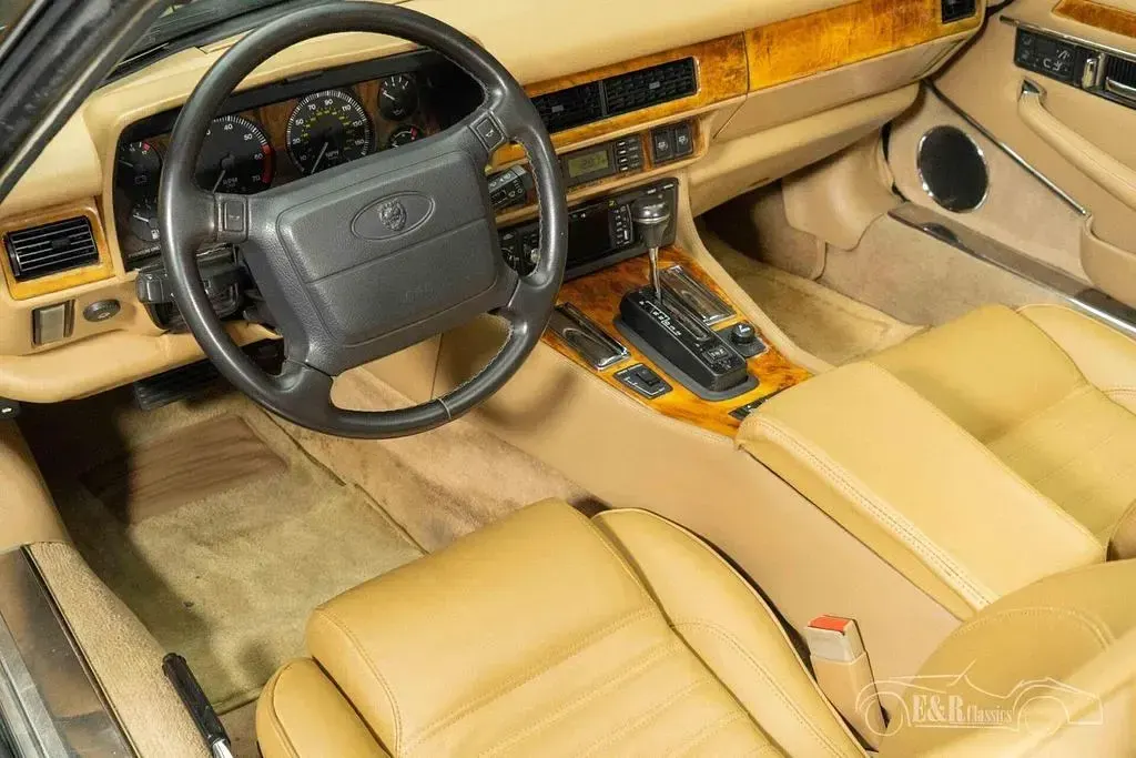 Käytetty Jaguar XJS 226 HP (166 kW) 1994 Vihreä Avoauto