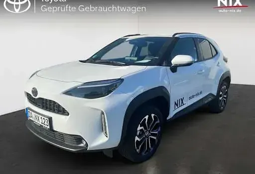 Gebraucht Toyota Yaris Cross 130 PS (95 kW) 2025 Weiß SUV