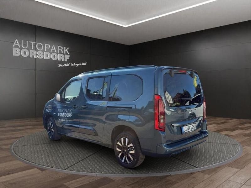 Neu Opel Combo Life 131 PS (96 kW) 2026 Rot Van / Kleinbus