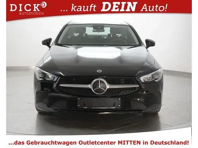 Gebraucht Mercedes CLA200 150 PS (110 kW) 2022 Nachtschwarz Coupé