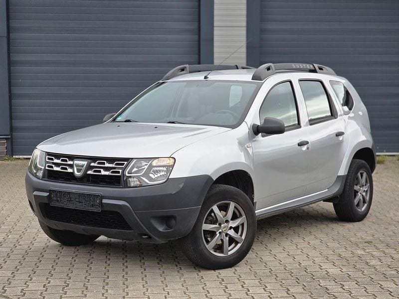 Silber Gebraucht 2014 Dacia Duster SUV | 4.750 € (Guter Preis) - Bild 1/4
