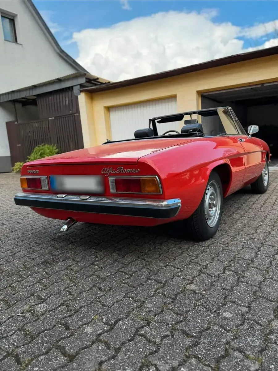 Gebraucht Alfa Romeo Spider Veloce 113 PS (83 kW) 1970 Rot Cabrio