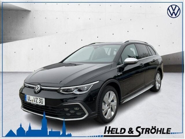 Grenadillschwarz metallic Gebraucht 2024 VW Golf Alltrack Kombi | 41.940 € (Teuer) - Bild 1/3