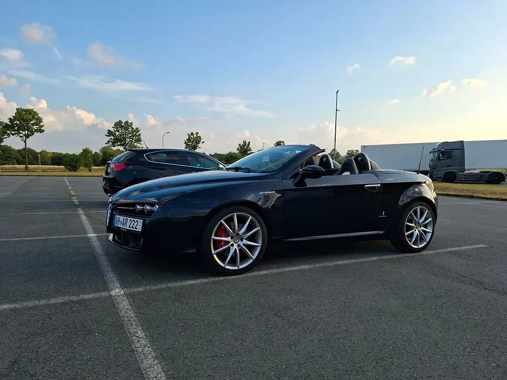 Gebraucht Alfa Romeo Spider 200 PS (147 kW) 2011 Schwarz Cabrio