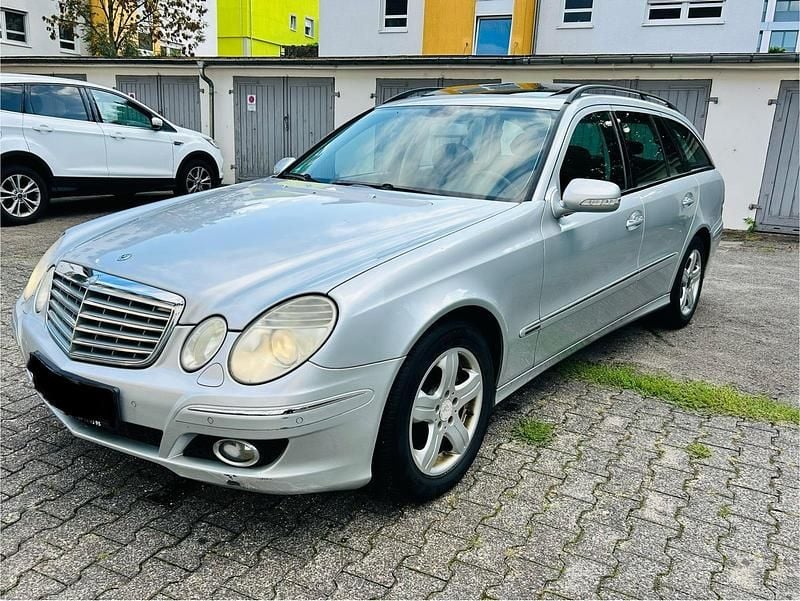 Silber Gebraucht 2008 Mercedes E220 Elegance Kombi | 2.300 € (Superpreis) - Bild 1/4
