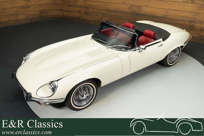 Second-hand Jaguar E-Type 269 CP (197 kW) 1974 Alb Cabrio