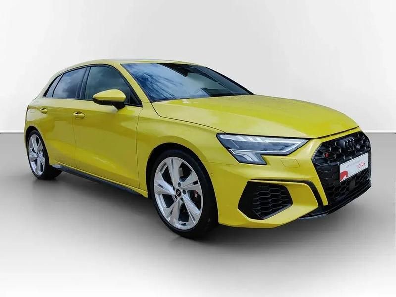 Gebraucht Audi S3 Ambiente 228 PS (167 kW) 2024 Gelb Limousine