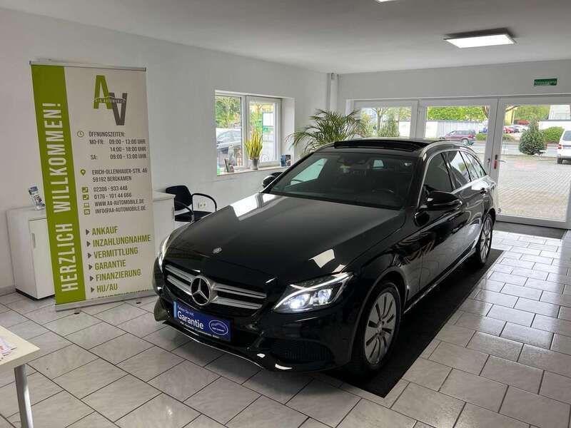 Obsidianschwarz metalliclack Gebraucht 2015 Mercedes C250 Kombi | 13.990 € (Guter Preis) - Bild 1/4