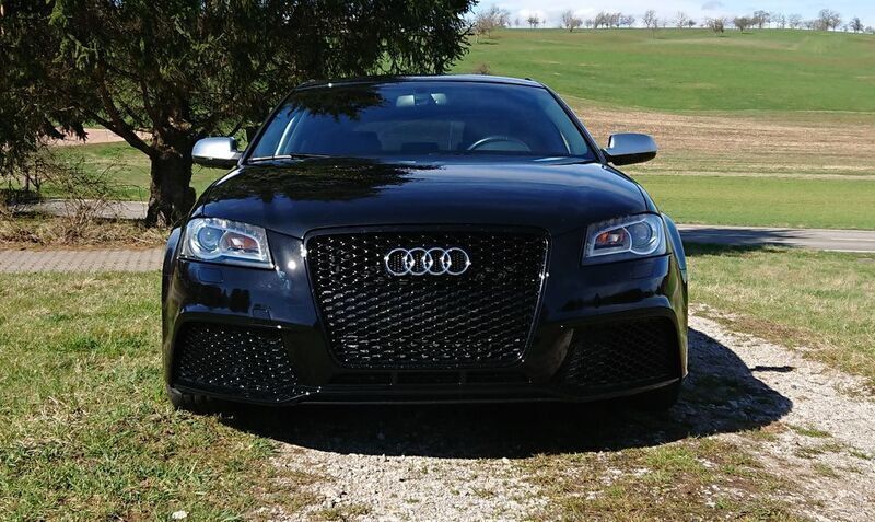 Schwarz Gebraucht 2011 Audi RS3 Ambiente Kleinwagen | 26.900 € (Fairer Preis) - Bild 1/4