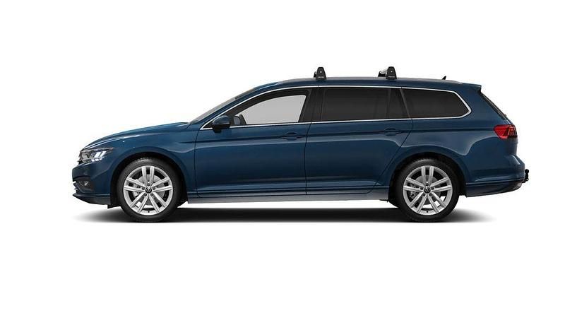 Gebraucht VW Passat Business 150 PS (110 kW) 2023 Aquamarinblau metallic Kombi