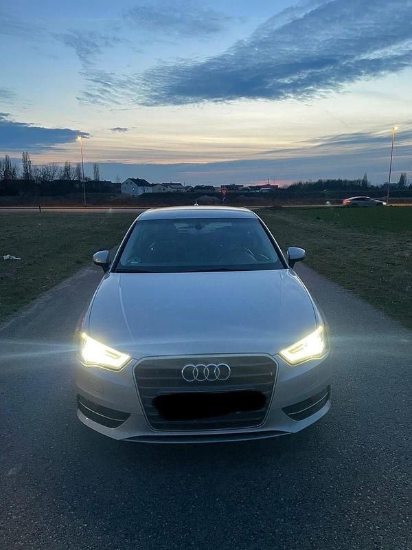 Usata Audi A3 110 CV (80 kW) 2016 Argento Utilitaria