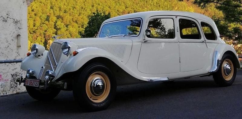 Weiß Gebraucht 1954 Citroën Traction Avant Kombi | 37.500 € - Bild 1/4