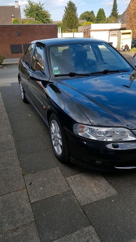 Gebraucht Opel Vectra 136 PS (100 kW) 2000 Schwarz Limousine