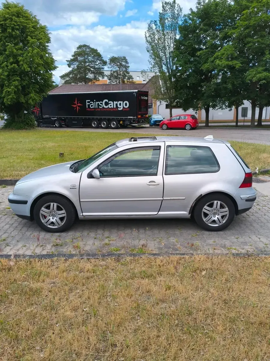Gebraucht VW Golf III 101 PS (74 kW) 1998 Silber Limousine