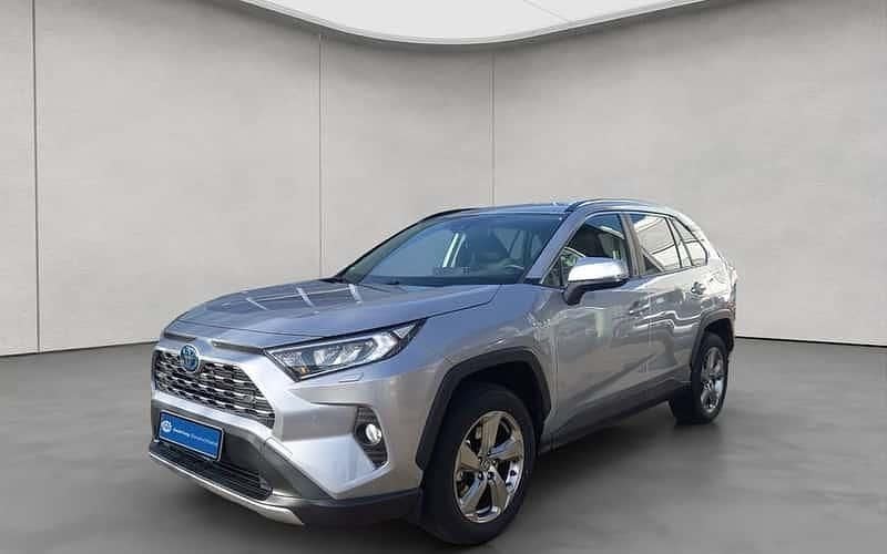 Silber Gebraucht 2021 Toyota RAV4 Hybrid Team SUV | 30.490 € (Guter Preis) - Bild 1/4
