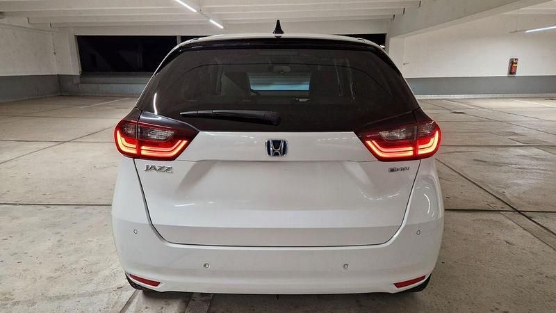 Gebraucht Honda Jazz Executive 109 PS (80 kW) 2020 Weiß Kleinwagen