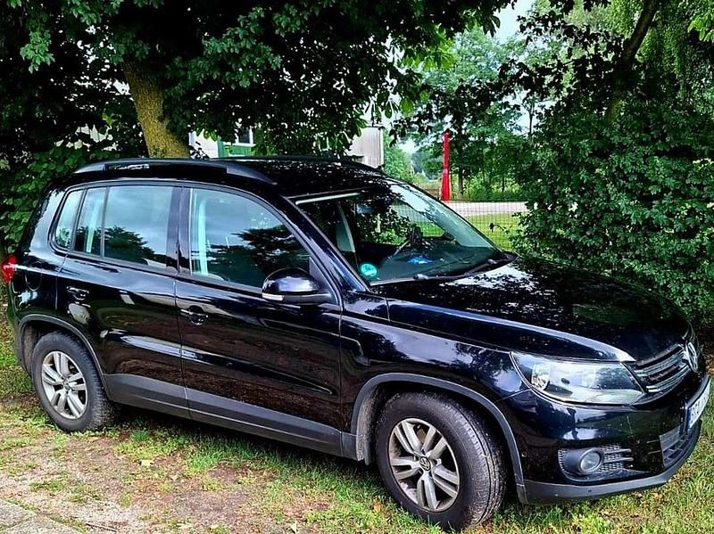 Schwarz Gebraucht 2014 VW Tiguan SUV | 10.700 € (Fairer Preis) - Bild 1/2