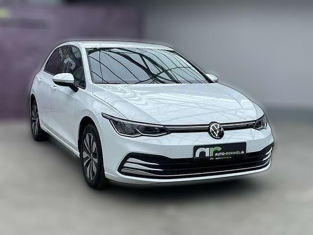 Gebraucht VW Golf VIII Move 150 PS (110 kW) 2024 Weiß metallic