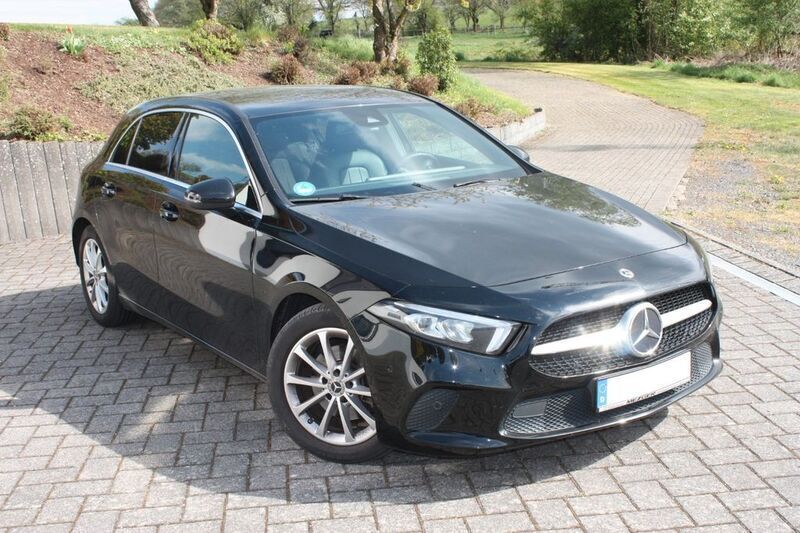 Schwarz Gebraucht 2019 Mercedes A200 Limousine | 18.800 € (Fairer Preis) - Bild 1/4