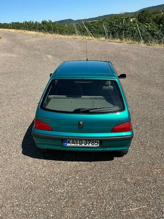Gebraucht Peugeot 106 75 PS (55 kW) 1997 Grün Kleinwagen