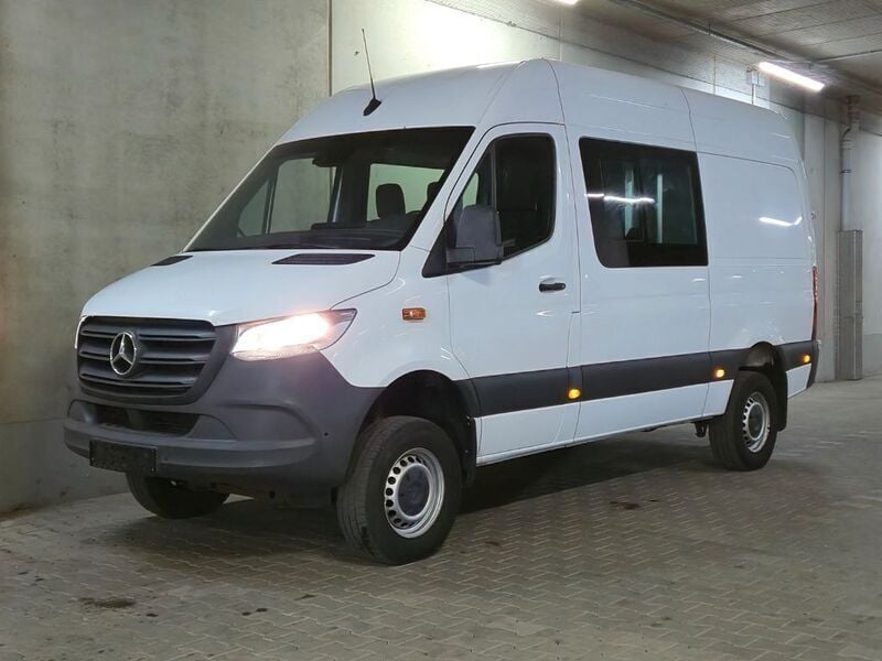 Weiß Gebraucht 2020 Mercedes Sprinter Van | 44.000 € (Teuer) - Bild 1/4