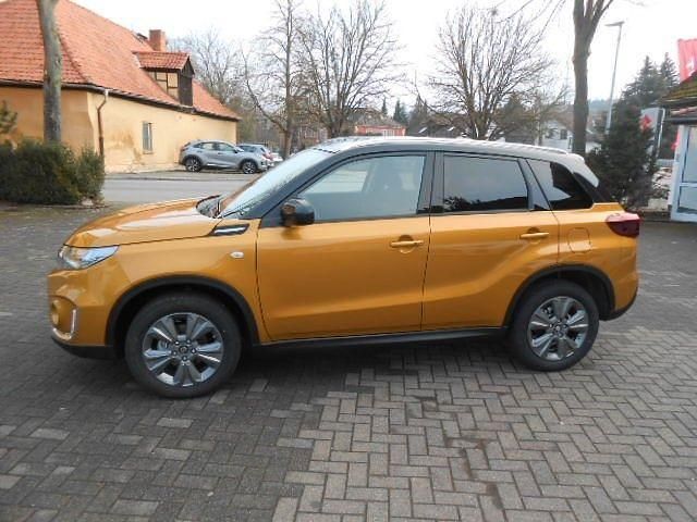 Neu Suzuki Vitara Comfort+ 116 PS (85 kW) 2025 Weiß SUV