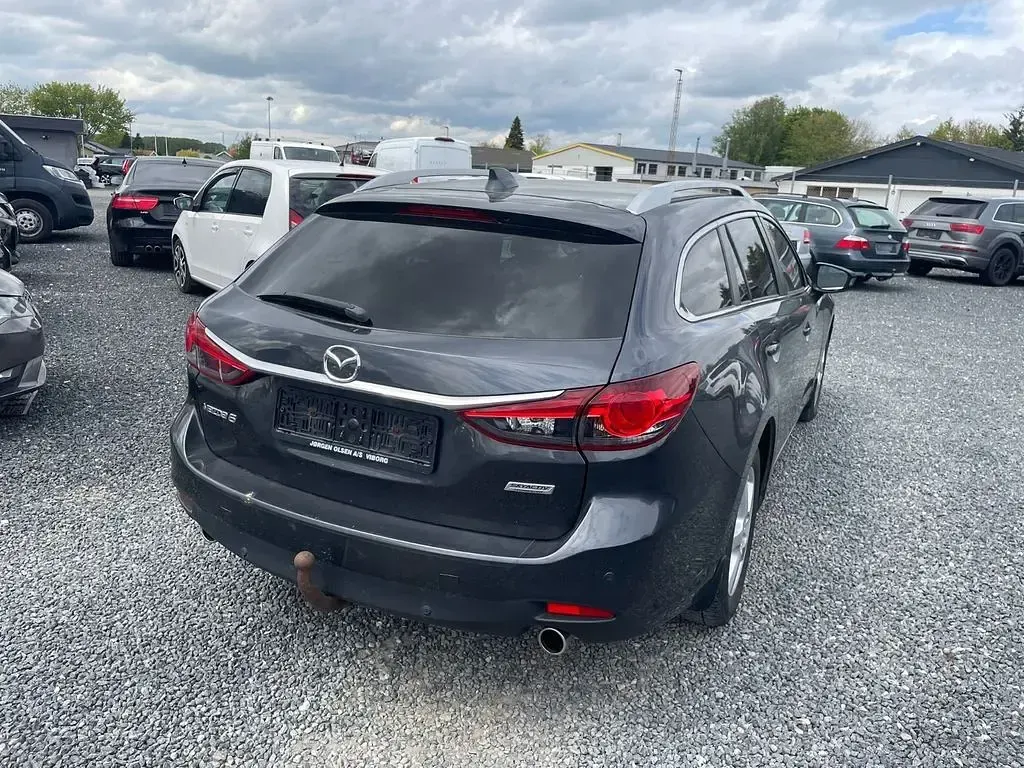 Używany Mazda 6 Center-Line 150 KM (110 kW) 2013 Szary Sedan/Limuzyna