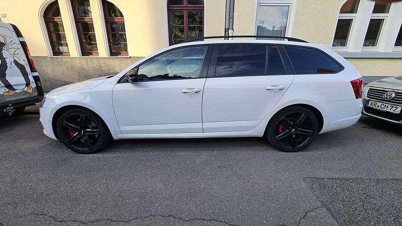 Gebraucht Skoda Octavia RS 184 PS (135 kW) 2014 Weiß Kombi