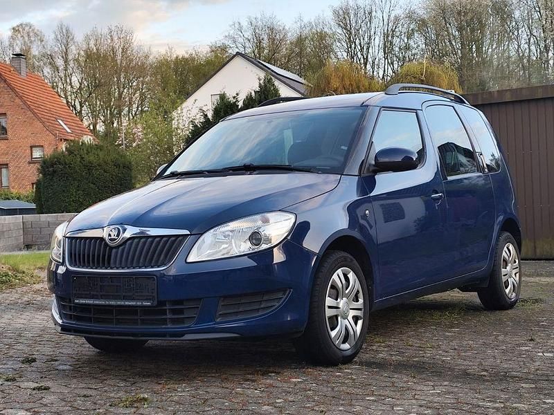 Gebraucht Skoda Roomster Plus Edition 90 PS (66 kW) 2014 Blau Van / Kleinbus