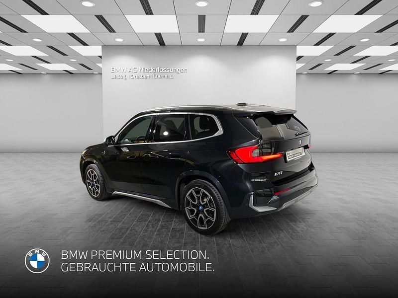 Gebraucht BMW iX1 Performance 200 kW (272 PS) 2023 Schwarz SUV