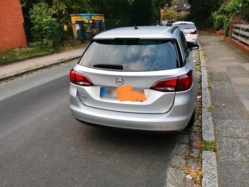 Gebraucht Opel Astra 110 PS (80 kW) 2016 Silber Kombi