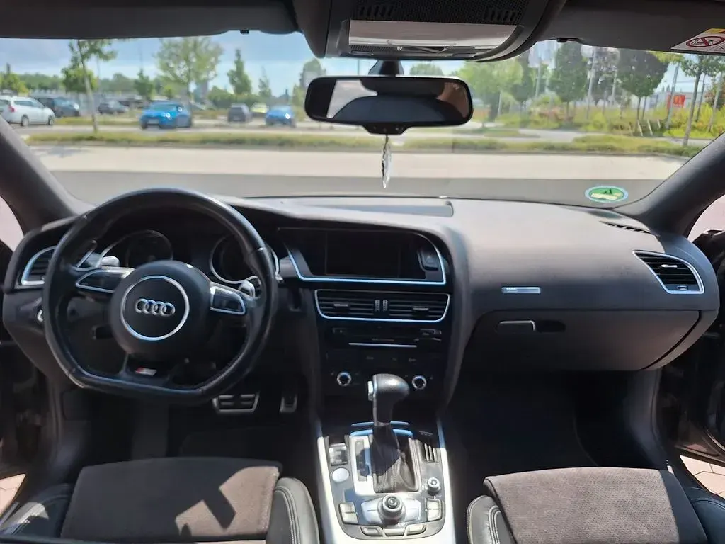 Gebraucht Audi A5 Sportback Sport 190 PS (139 kW) 2016 Grau Kleinwagen