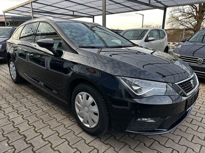 Schwarz Gebraucht 2020 Seat Leon ST Style Kombi | 9.999 € (Fairer Preis) - Bild 1/4