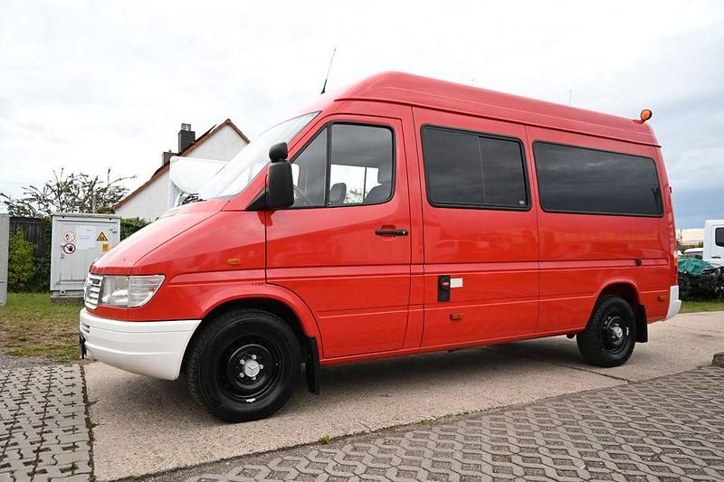 Rot Gebraucht 1996 Mercedes Sprinter Van | 17.500 € - Bild 1/4