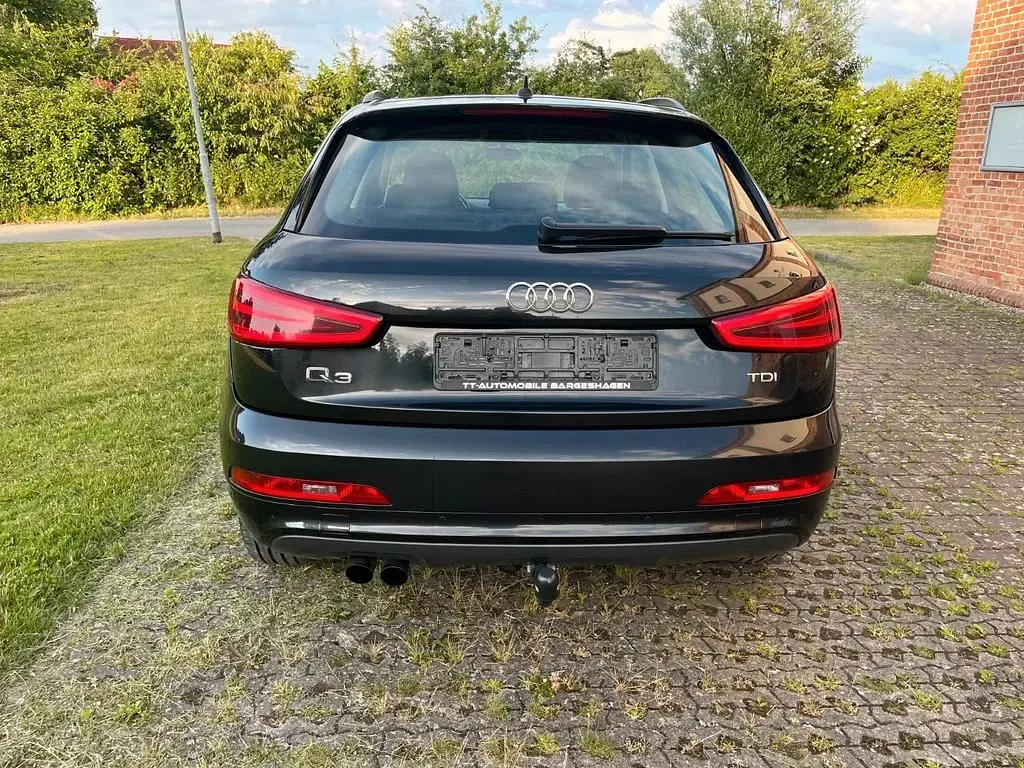 Gebraucht Audi Q3 Comfort 140 PS (102 kW) 2013 Schwarz SUV