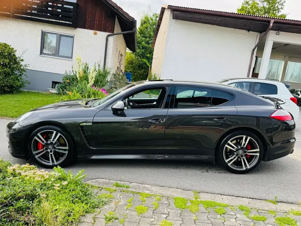 Gebraucht Porsche Panamera Turbo Sport 579 PS (425 kW) 2012 Grau Kleinwagen