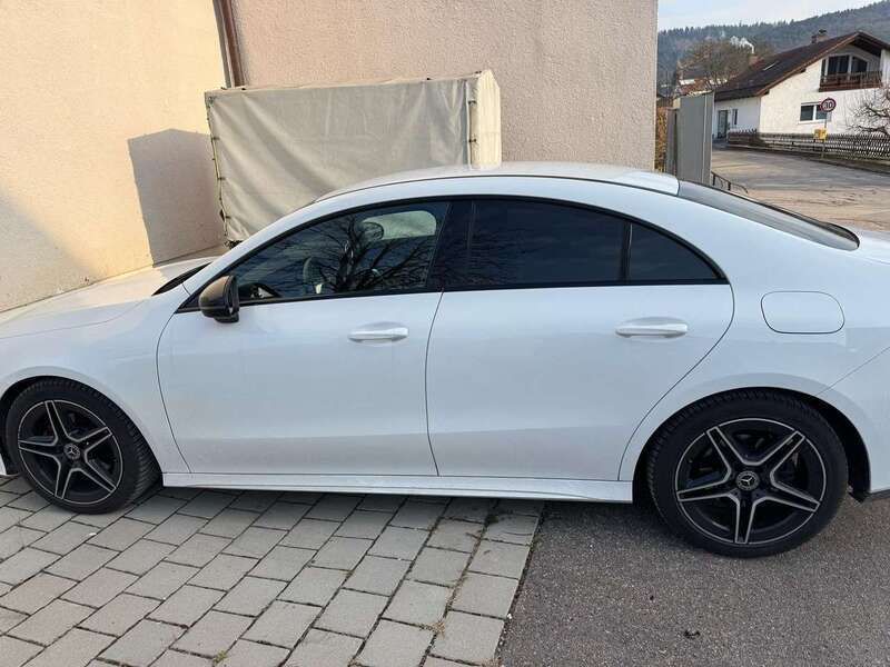 Gebraucht 2022 Mercedes CLA200 Shooting Brake AMG line Kombi | 32.500 € (Etwas zu teuer) - Bild 1/4