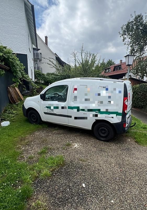 Weiß Gebraucht 2012 Renault Kangoo Van / Kleinbus | 2.150 € (Guter Preis) - Bild 1/4