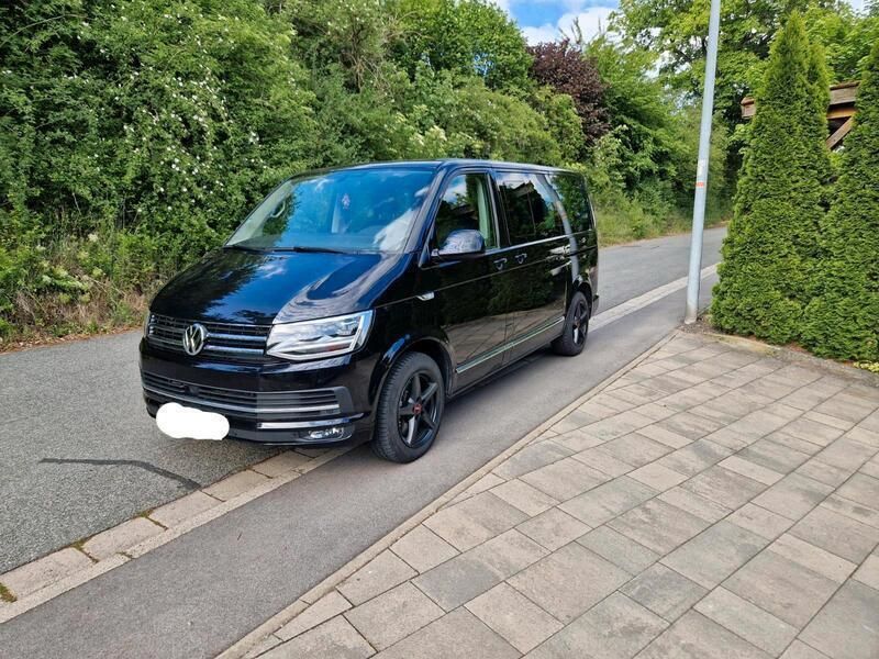 Schwarz Gebraucht 2018 VW T6 Van | 34.980 € (Fairer Preis) - Bild 1/4
