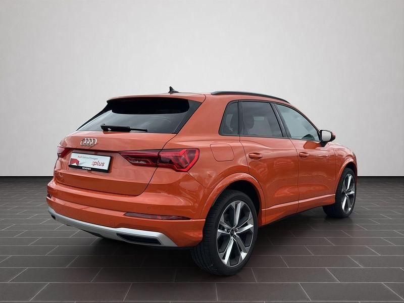 Gebraucht Audi Q3 Ambiente 150 PS (110 kW) 2023 Pulsorange SUV