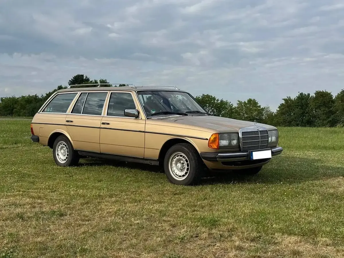 Gebraucht Mercedes E280 185 PS (136 kW) 1982 Gold Kombi