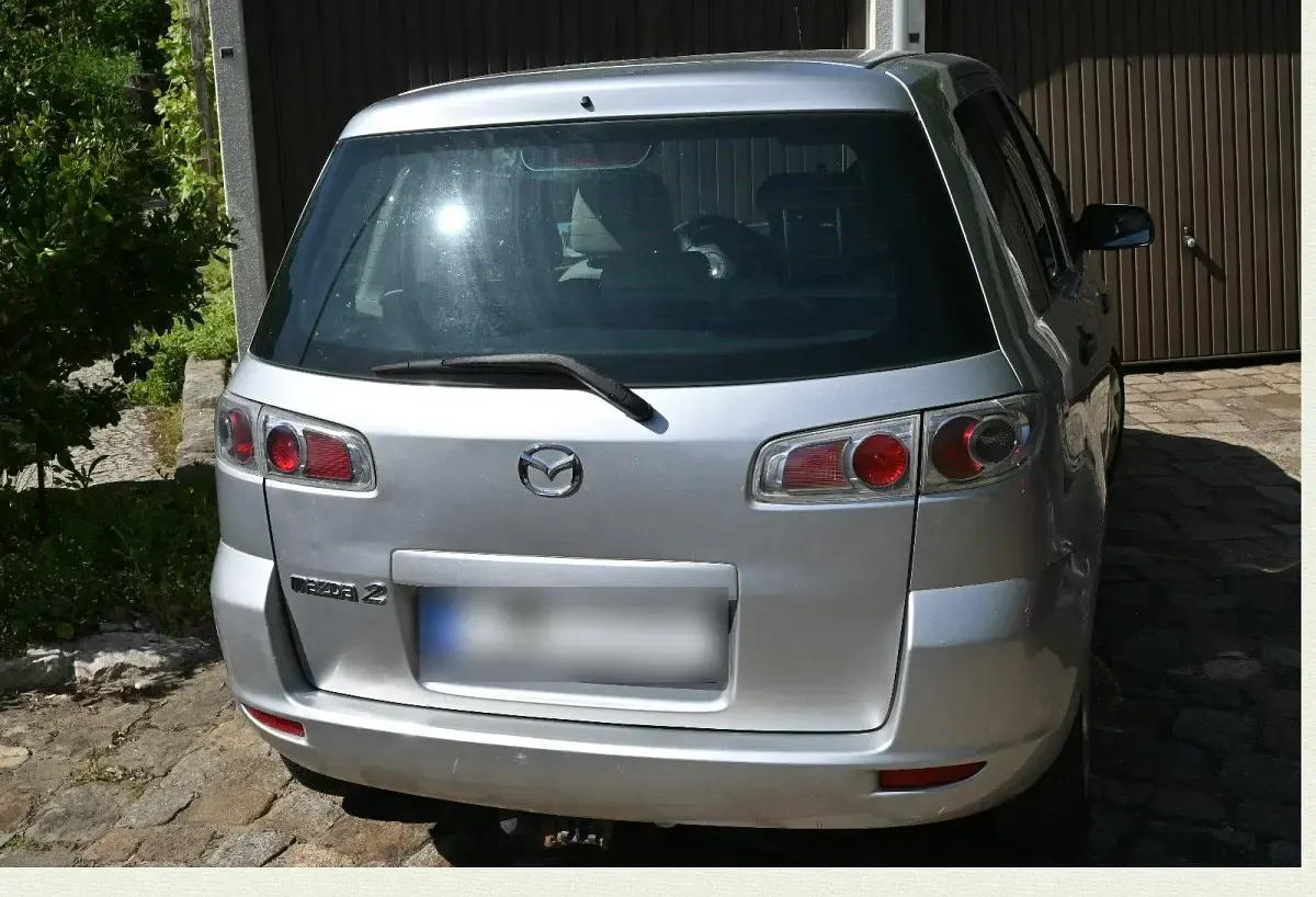 Usata Mazda 2 55 CV (40 kW) 2006 Argento Utilitaria