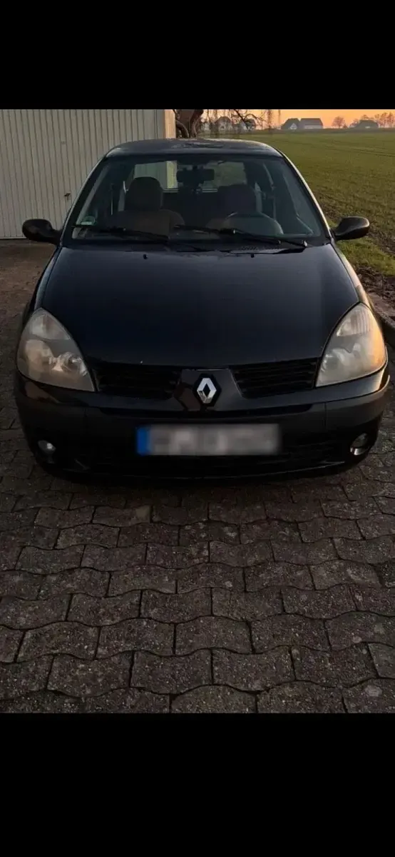 Gebraucht Renault Clio 75 PS (55 kW) 2005 Schwarz Kleinwagen
