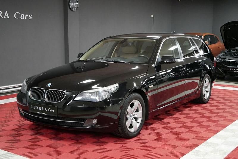 Gebraucht BMW 525 Advantage 197 PS (144 kW) 2008 Schwarz Kombi