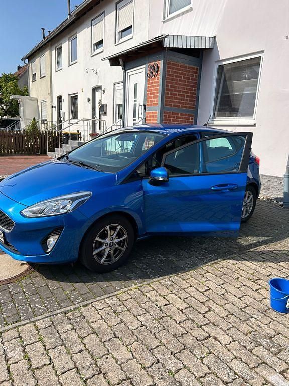 Blau Gebraucht 2020 Ford Fiesta Trend Kleinwagen | 7.500 € (Superpreis) - Bild 1/4
