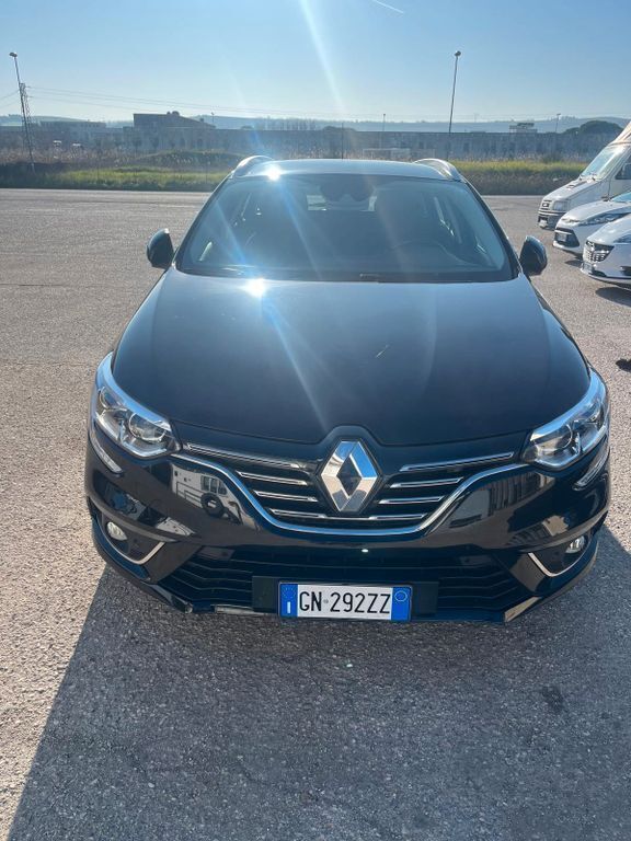 Schwarz Gebraucht 2020 Renault Mégane IV Intens Limousine | 12.800 € (Superpreis) - Bild 1/4
