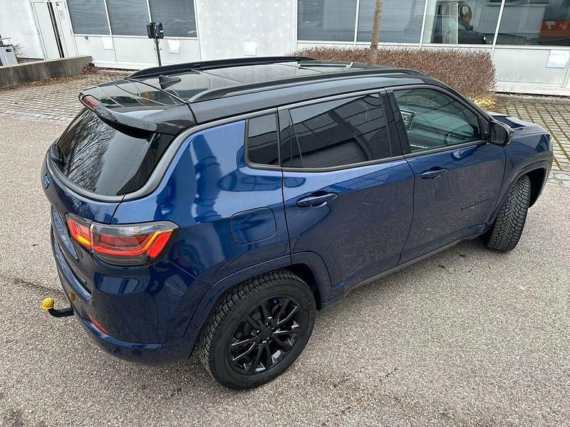 Second-hand Jeep Compass 179 CP (131 kW) 2022 Albastru SUV